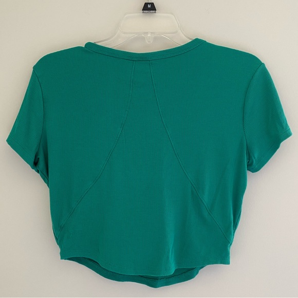 All in Motion Green Crop T-Shirt, Size XS - Picture 2 of 6